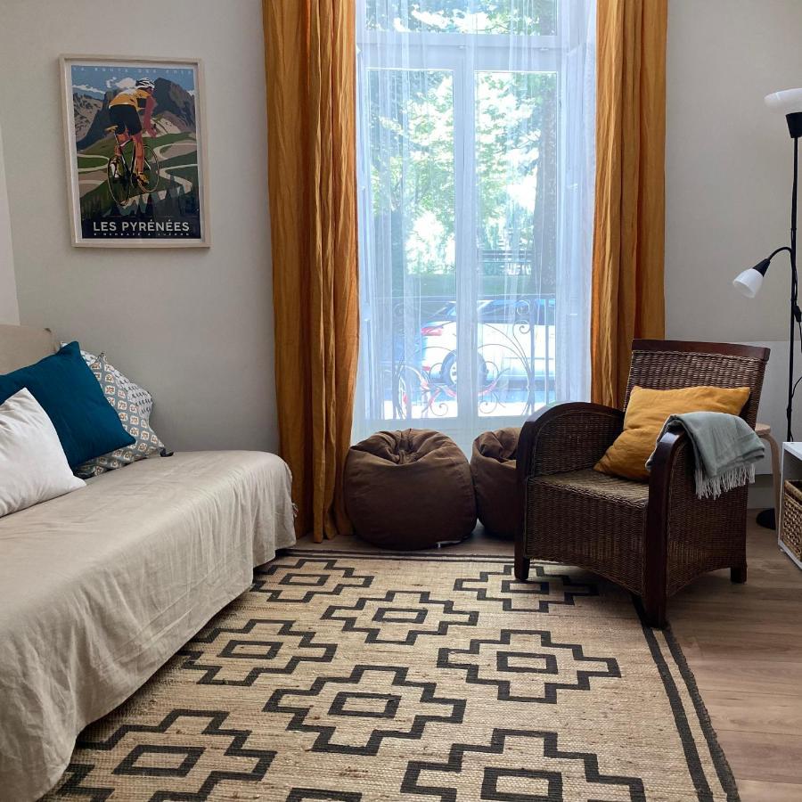 Fantastic Ground Floor Apartment Opposite Thermes Bagnères-de-Luchon Exteriér fotografie